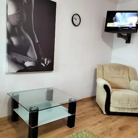 Regy Apartment Oradea Exterior photo