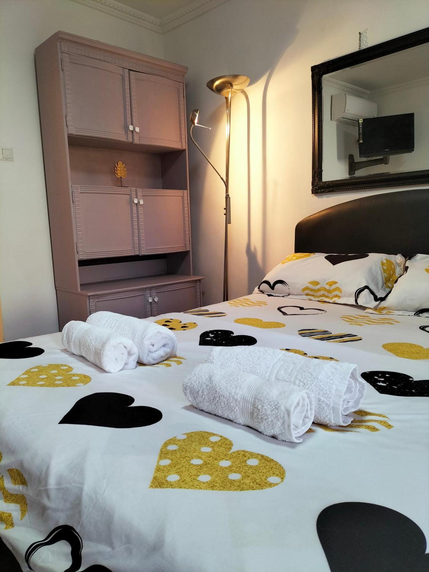 Regy Apartment *